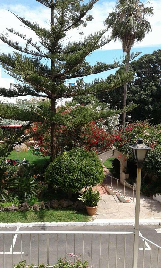 Carihuela park palace Torremolinos Exterior foto